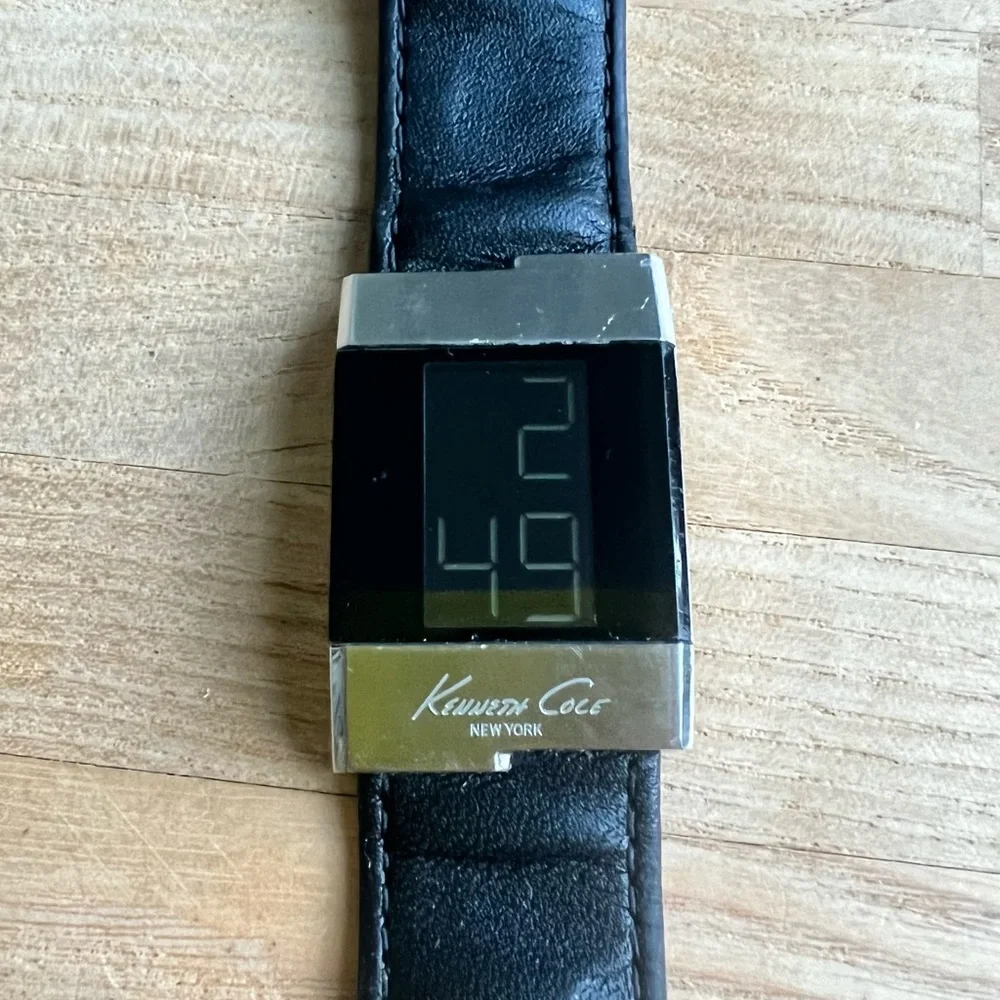 Kenneth Cole New York digital black leather dress watch NEW BATTERY